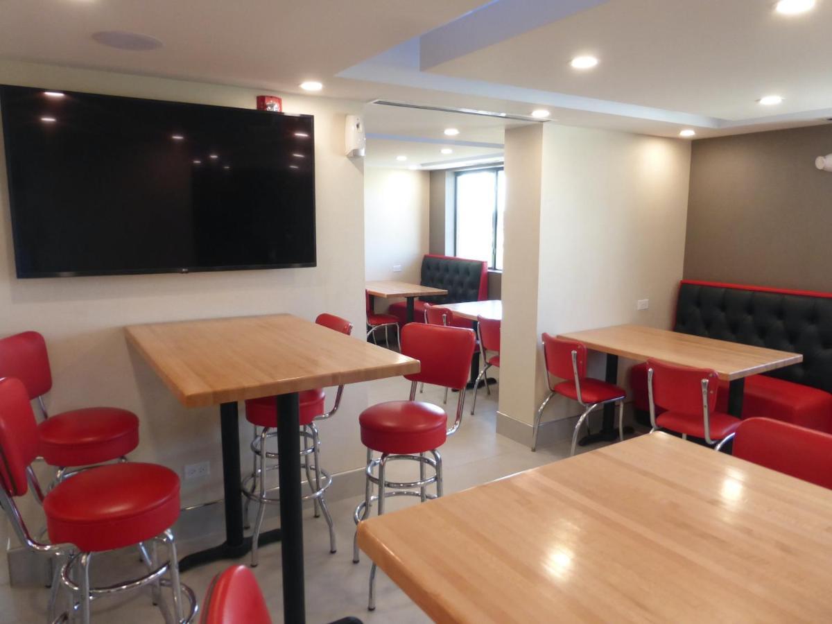 Red Roof Inn Bourbonnais Bagian luar foto